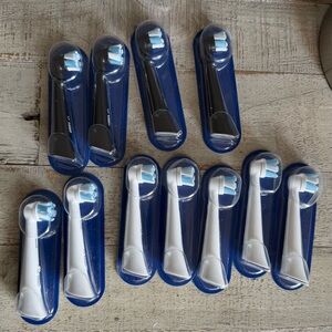 ‼️Oral-B iO Ultimate Clean Replacement Brush Heads - Black/white 11 heads